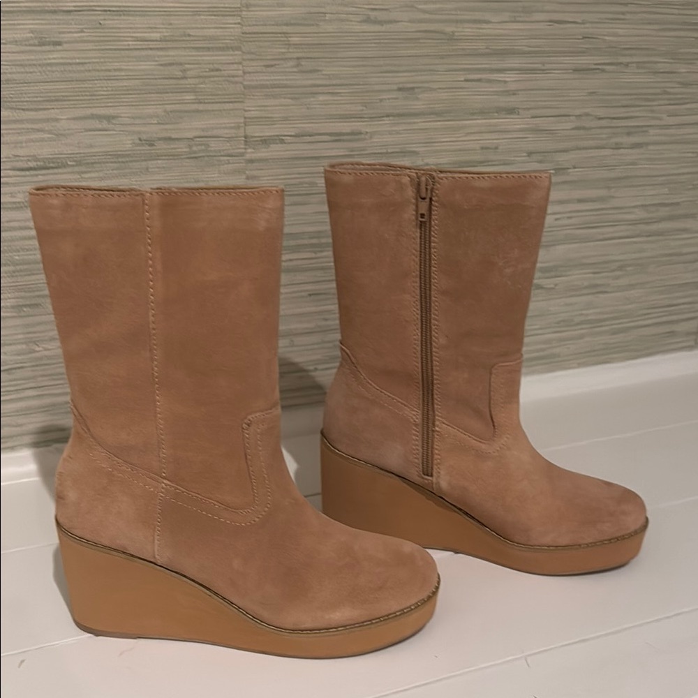 THE MOST COMFORTABLE BRAND NEW ANKLE BOOTIES by Coconuts by Matisse!